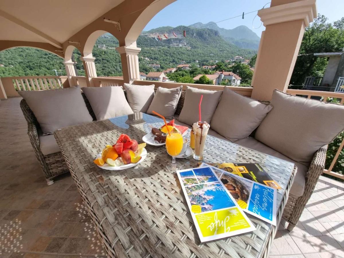 Apartments Popadic With Parking Herceg Novi Ngoại thất bức ảnh